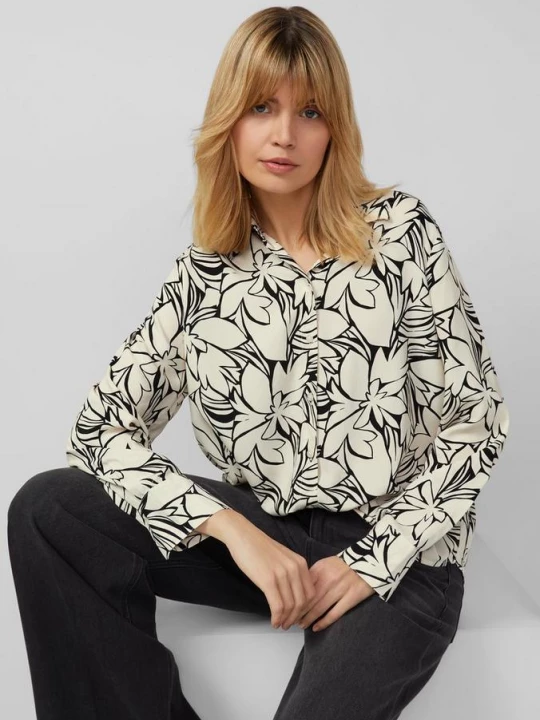 Foto van product Vloeiende blouse met bloemenpatroon s.Oliver