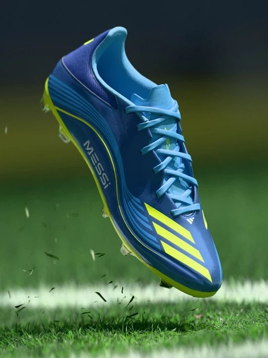 Foto van product Voetbalschoenen voor harde ondergrond Adidas koningsblauw