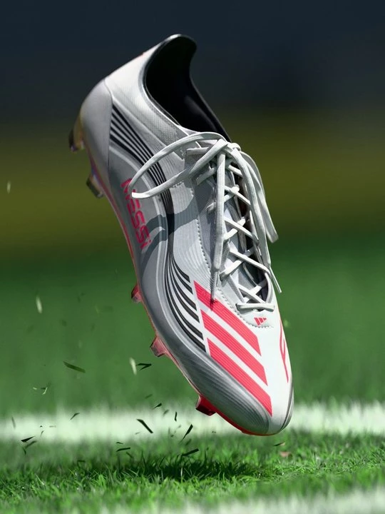 Foto van product Voetbalschoenen voor harde ondergrond Adidas wit