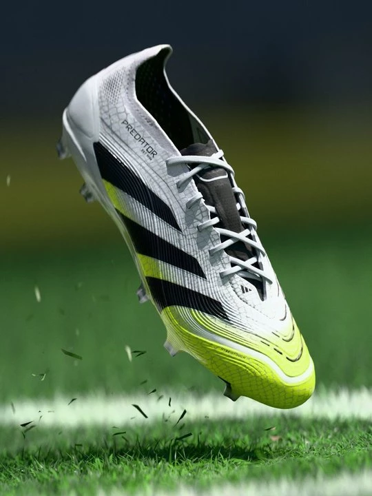 Foto van product Voetbalschoenen voor harde ondergrond Adidas wit
