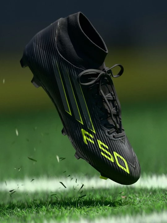 Foto van product Voetbalschoenen voor harde ondergrond Adidas zwart