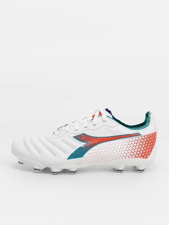 Foto van product Voetbalschoenen voor harde ondergrond Diadora wit