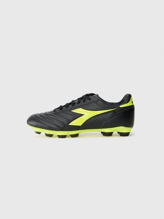 Foto van product Voetbalschoenen voor harde ondergrond Diadora zwart