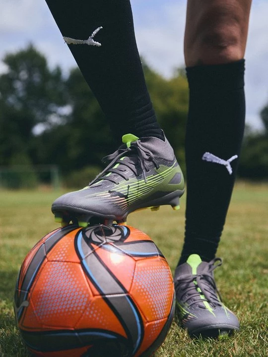 Foto van product Voetbalschoenen voor harde ondergrond Puma