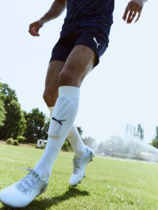 Foto van product Voetbalschoenen voor harde ondergrond Skechers wit