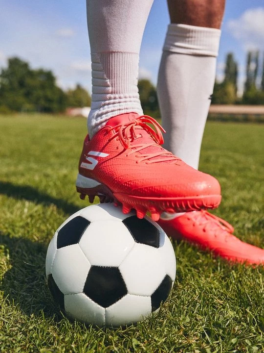 Foto van product Voetbalschoenen voor kunstgras Skechers koraalrood