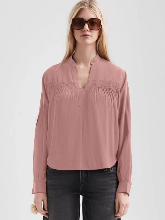 Foto van product Vrouwelijke blouse van viscose met smokdetail QS roze