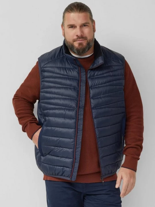 Foto van product Warm gewatteerd vest met opstaande kraag en contrasterende details s.Oliver blauw