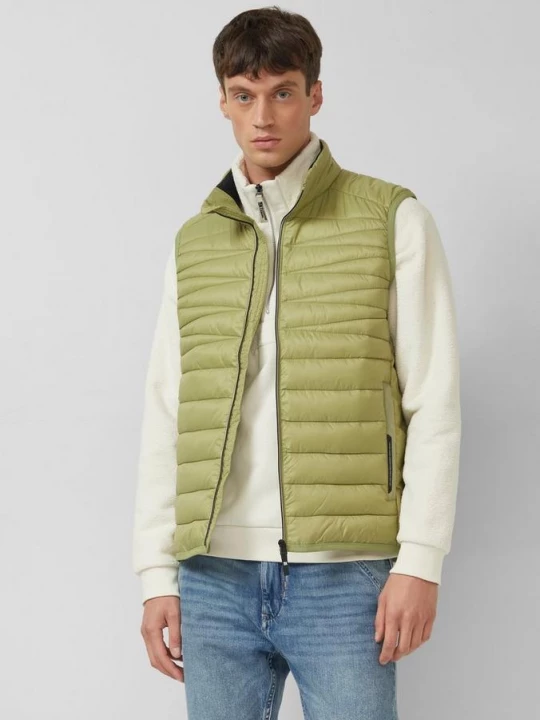 Foto van product Warm gewatteerd vest met opstaande kraag en contrasterende details s.Oliver groen