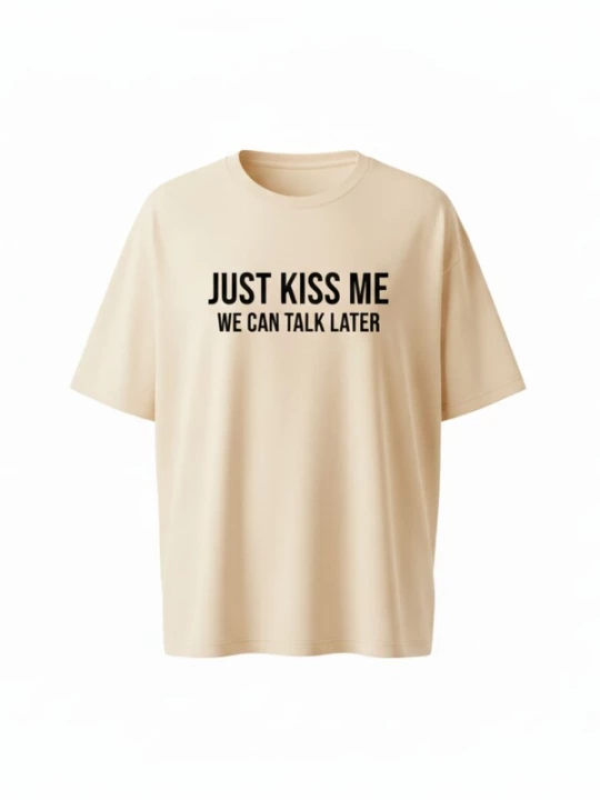 Foto van product WEARABLE STORIES Shirt 'Kiss me' crème