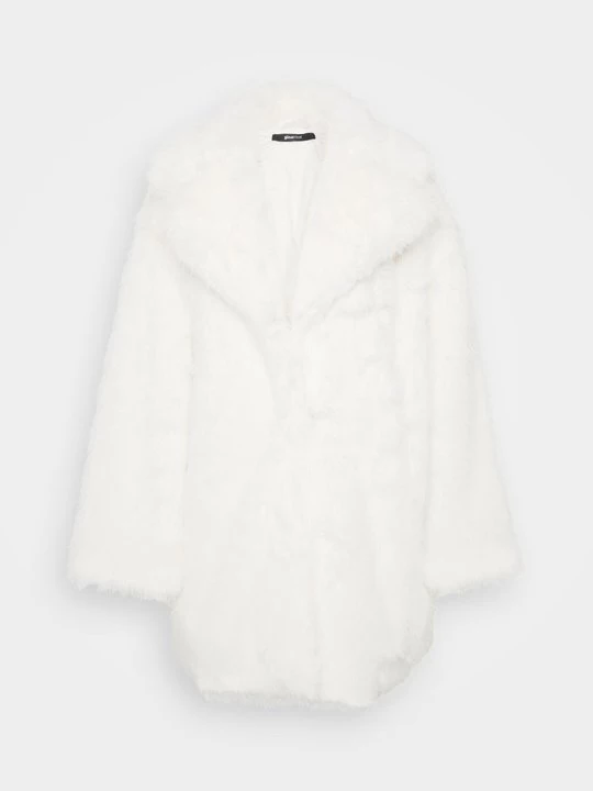 Foto van product Wintermantel Gina Tricot wit