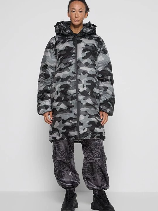 Foto van product Wintermantel Rains zwart