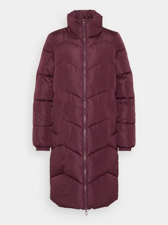 Foto van product Wintermantel Vero Moda bordeauxrood