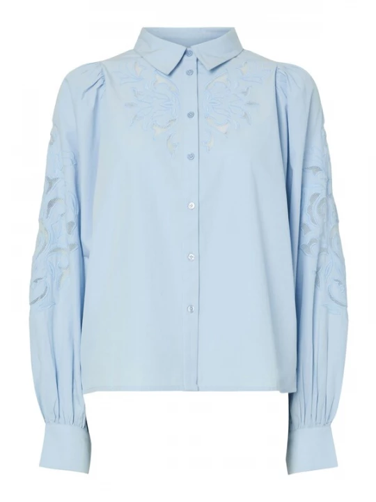 Foto van product YAS Blouse 'YASZimia' lichtblauw