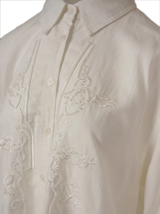 Foto van product yoligex Shirt 'Oversize-Leinenbluse mit floraler Stickerei und Perlendetails' blauw