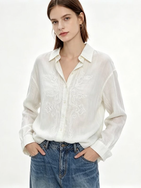 Foto van product yoligex Shirt 'Oversize-Leinenbluse mit floraler Stickerei und Perlendetails' wit