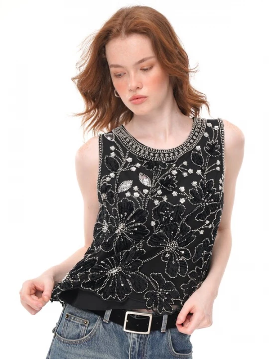 Foto van product yoligex Top 'Floral Applique Beaded Sleeveless Top, Rhinestone‑Trimmed Sheer Crew Neck Vest' zwart