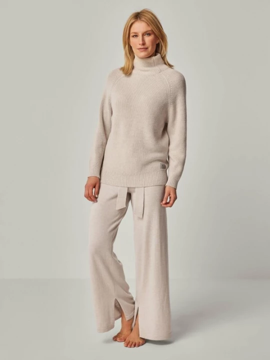 Foto van product YOU LOOK PERFECT Huispak 'LOUNGEWEAR SET - Eve & Bailey' beige