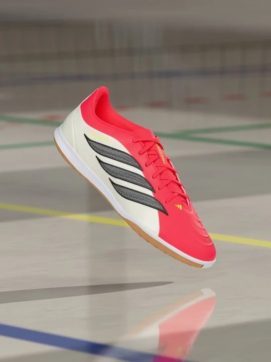Foto van product Zaalvoetbalschoenen Adidas rood