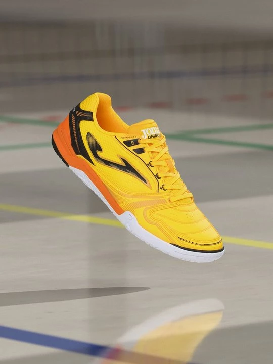 Foto van product Zaalvoetbalschoenen Joma lichtrood