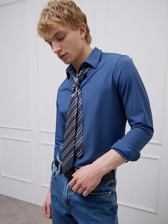 Foto van product Zakelijk overhemd Calvin Klein lichtblauw denim