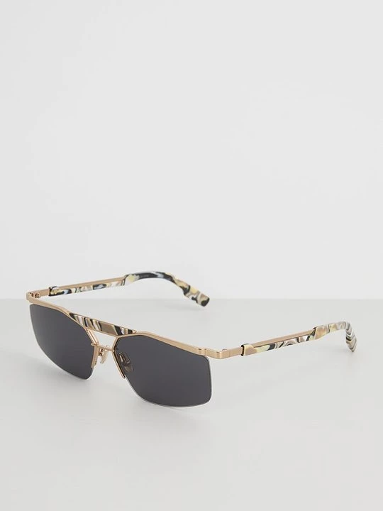 Foto van product Zonnebril Dior goudkleurig