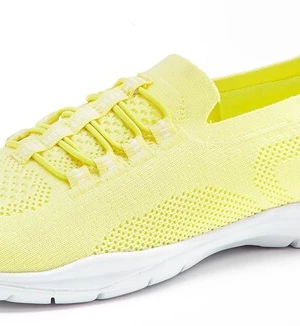 Foto van product LASCANA Slip-on lichtgeel