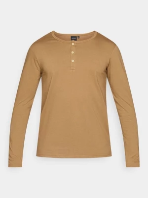 Foto van product Longsleeve icepeak bruin