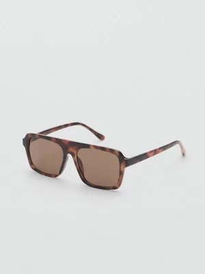 Foto van product MANGO Zonnebril 'MATTIE' bruin / cognac