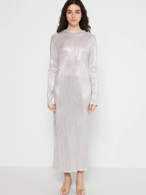 Foto van product Maxi-jurk Never Fully Dressed zilverkleurig