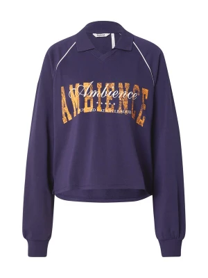 Foto van product Monki Sweatshirt nachtblauw / abrikoos / wit