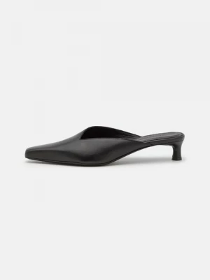 Foto van product Muiltjes By Malene Birger zwart