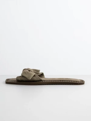Foto van product Muiltjes Carlotha Ray kaki