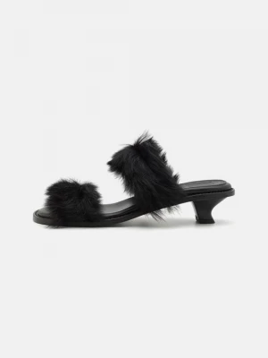 Foto van product Muiltjes met hak By Malene Birger zwart
