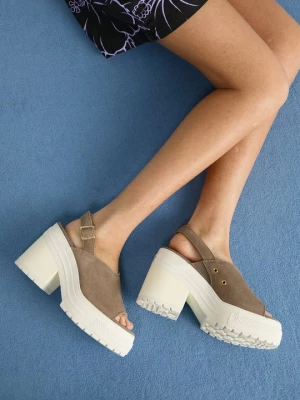 Foto van product Muiltjes met hak Converse taupe