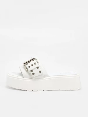 Foto van product Muiltjes met hak Koi Footwear wit