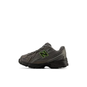 Foto van product new balance Sneakers '740 Bungee Lace' zwart