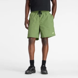 Foto van product new balance Sportbroek 'Castlefield Woven Short 7"' groen / grasgroen