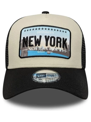 Foto van product NEW ERA Pet 'Gorra new era negra new york license plate trucker cap' zwart