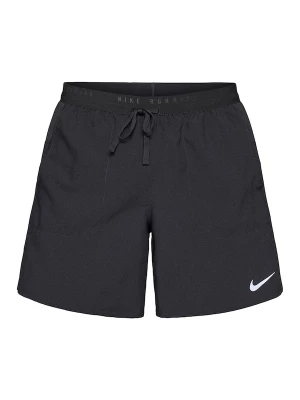Foto van product NIKE Sportbroek 'M NK DF STRIDE 7IN BF SHORT' zwart / wit