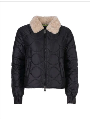 Foto van product No. 1 Como Tussenjas 'Massa' zwart No.1 Como
