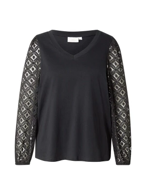 Foto van product ONLY Carmakoma Shirt 'CAREFFIE' zwart