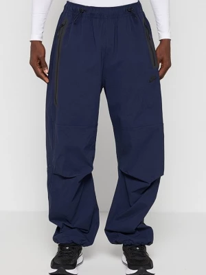 Foto van product Outdoorbroeken Nike donkerblauw
