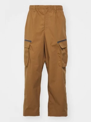 Foto van product Outdoorbroeken Under Armour donkerbruin