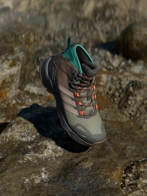 Foto van product Outdoorschoenen Adidas Terrex bruin