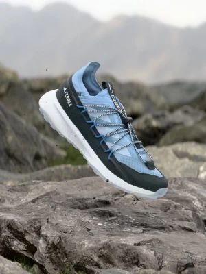 Foto van product Outdoorschoenen Adidas Terrex lichtblauw
