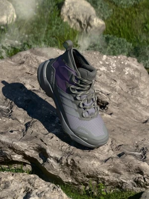 Foto van product Outdoorschoenen Adidas Terrex lila