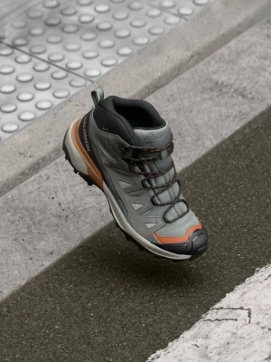 Foto van product Outdoorschoenen Salomon grijs