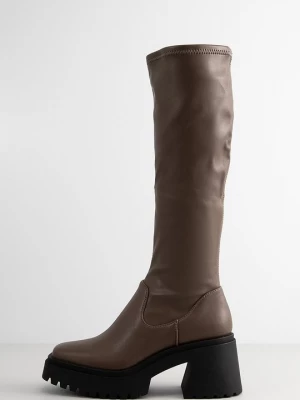 Foto van product Plateaulaarzen Steve Madden bruin