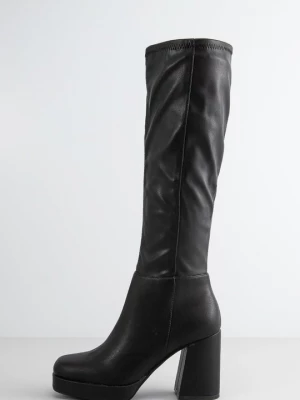 Foto van product Plateaulaarzen Steve Madden zwart